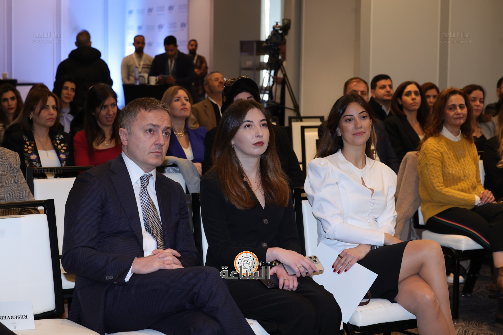 Madar Al-Saa Images 0.8691029119049005