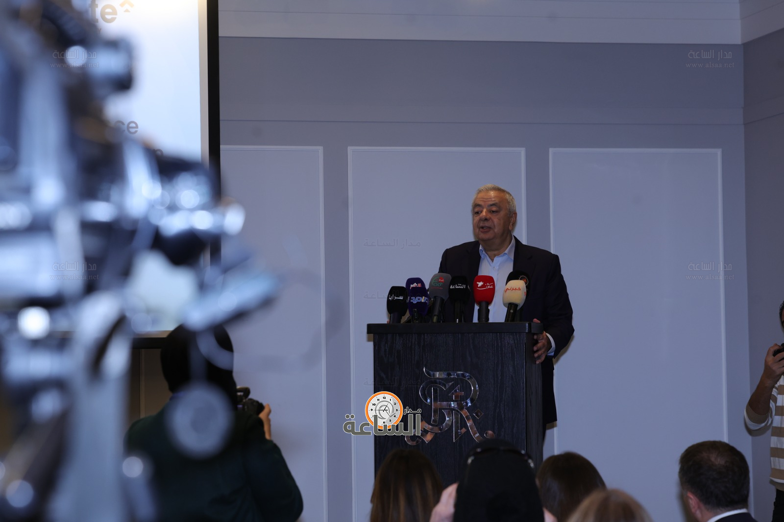 Madar Al-Saa Images 0.1424159054567513