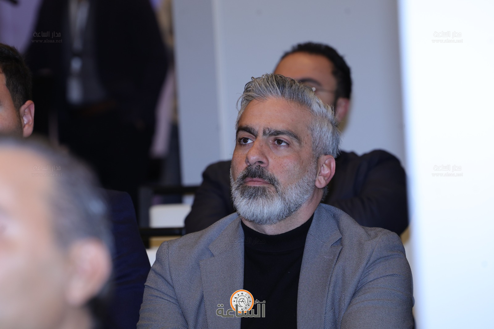 Madar Al-Saa Images 0.5914173038998759