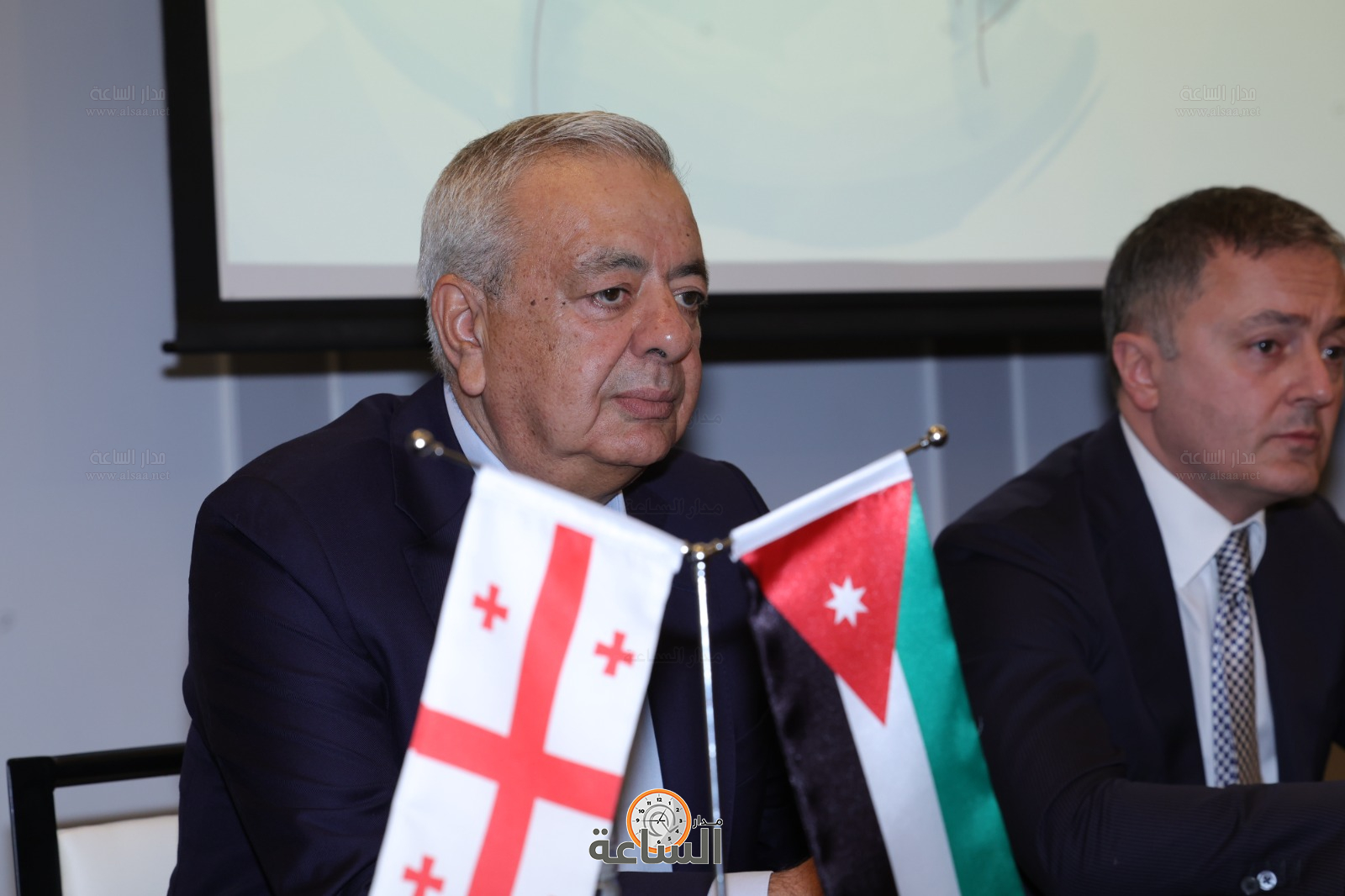 Madar Al-Saa Images 0.16283233724377222