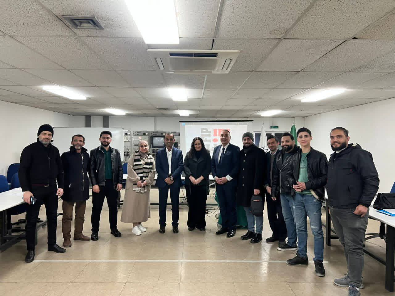 Madar Al-Saa Images 0.2801466686226528