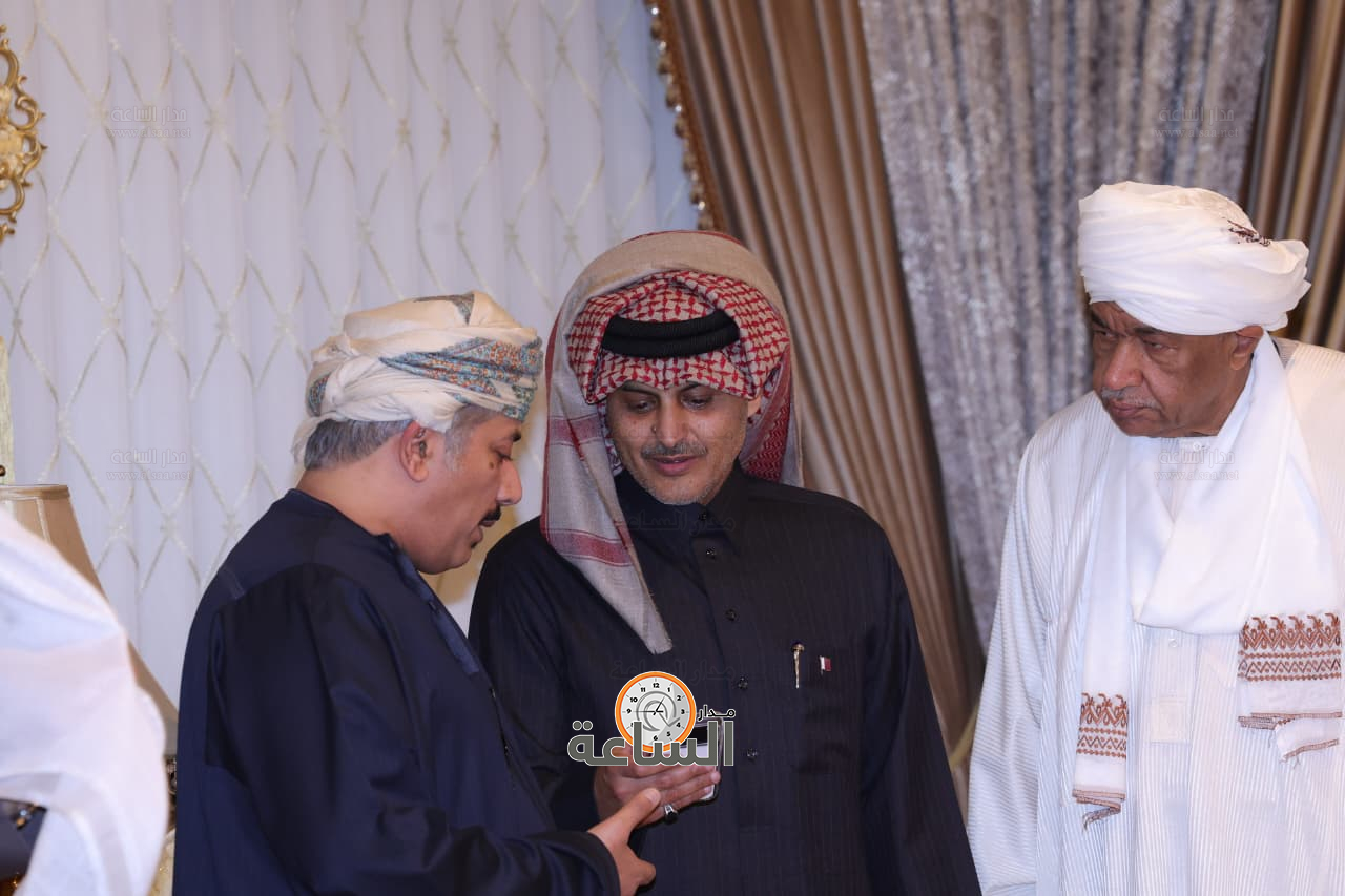 Madar Al-Saa Images 0.38990264344681735