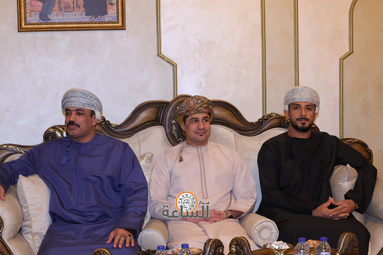 Madar Al-Saa Images 0.40903000753189145