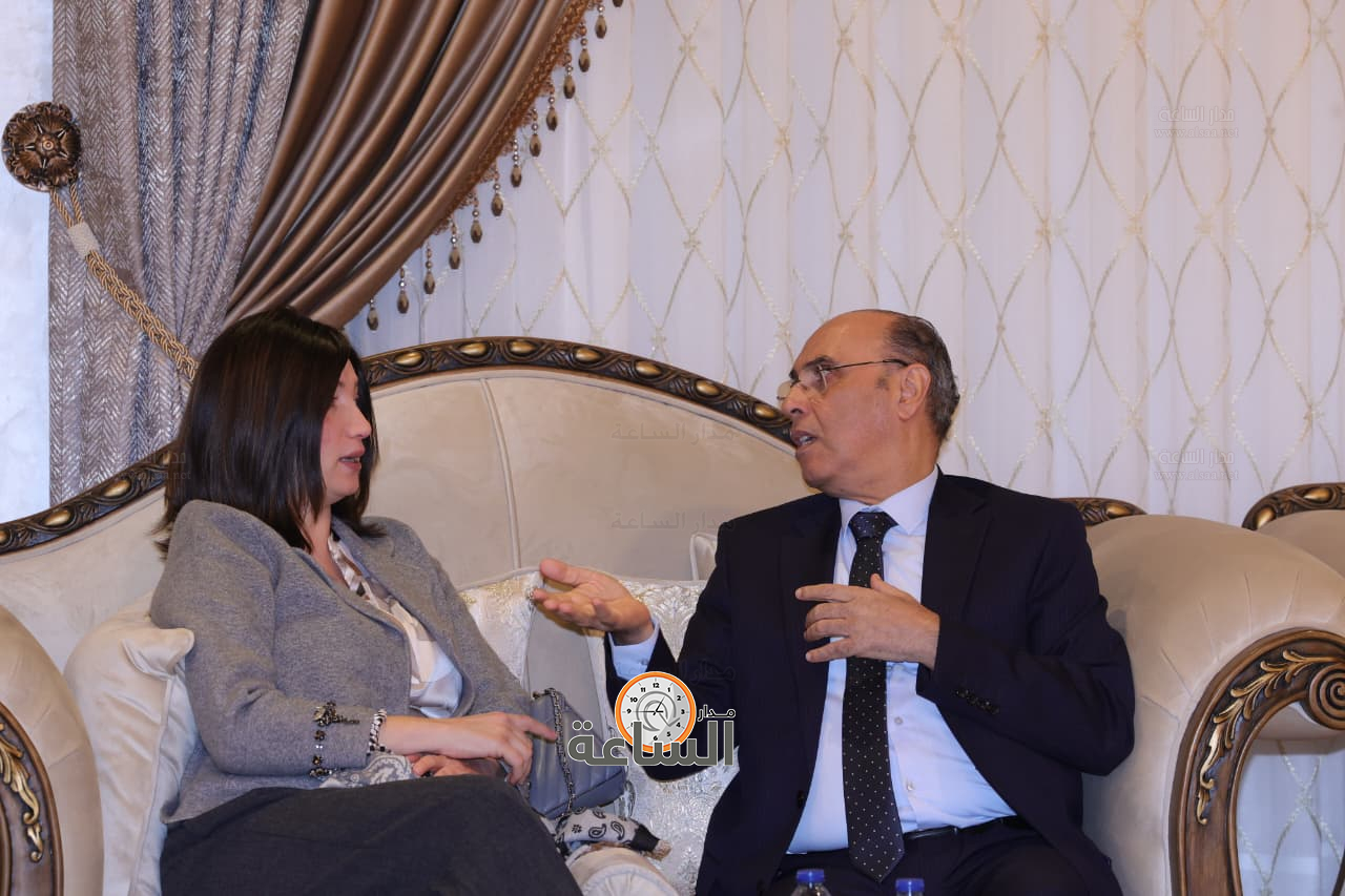 Madar Al-Saa Images 0.6813011647282365