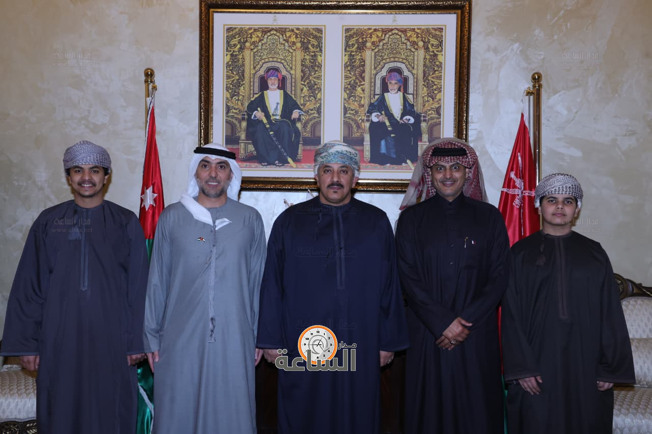 Madar Al-Saa Images 0.7298391644991721