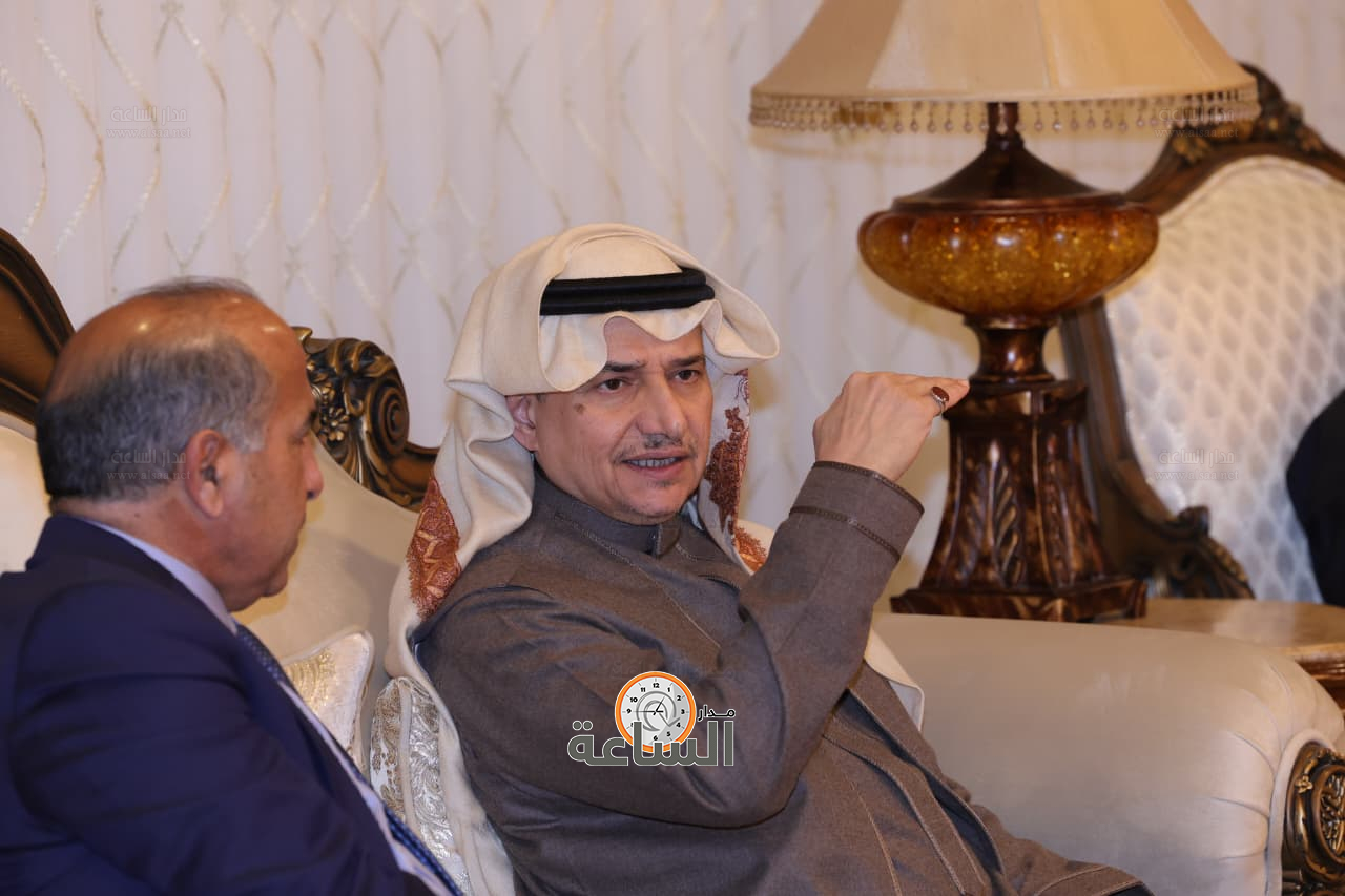 Madar Al-Saa Images 0.6043224102931234