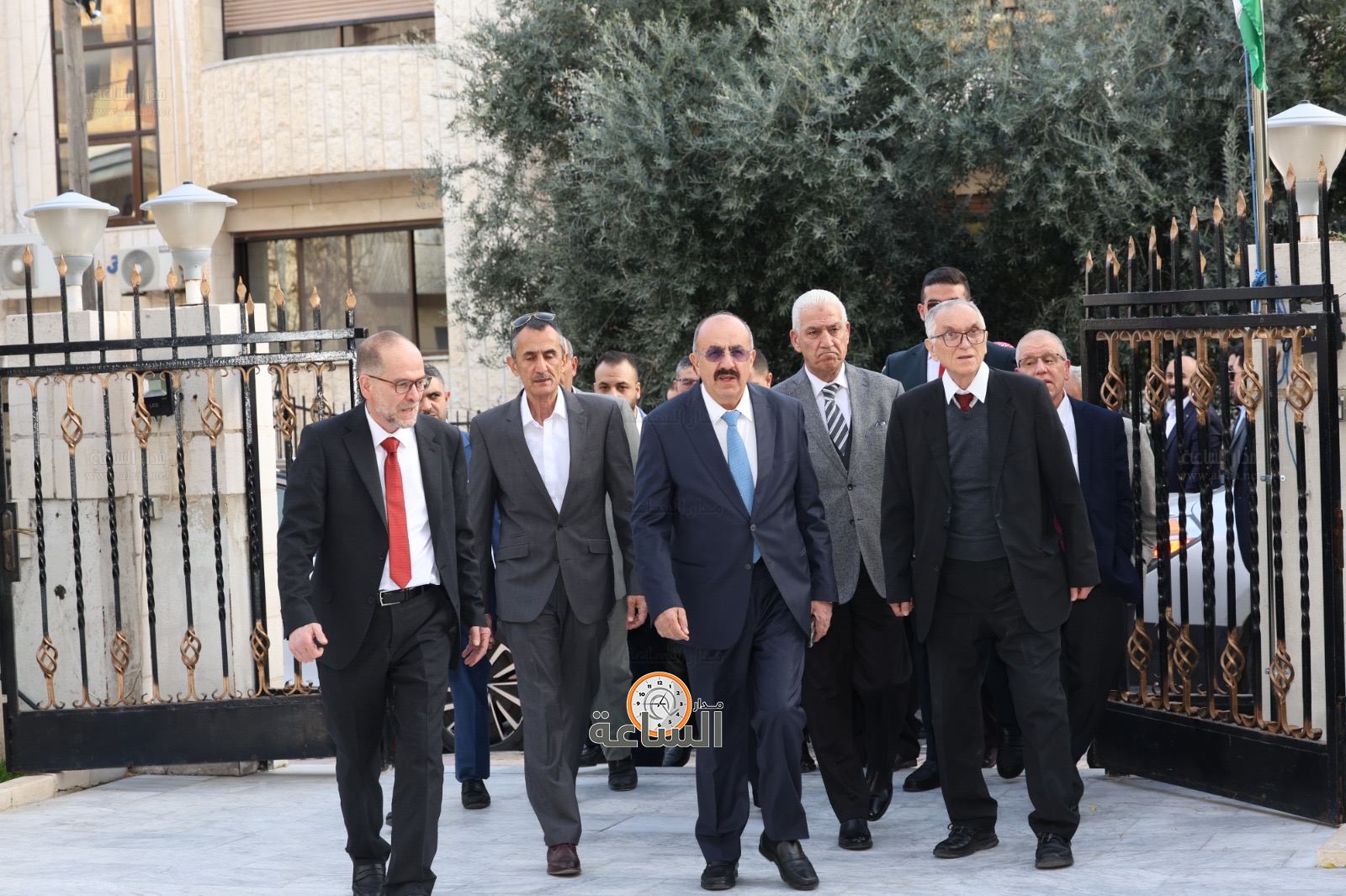 Madar Al-Saa Images 0.9455270960851236