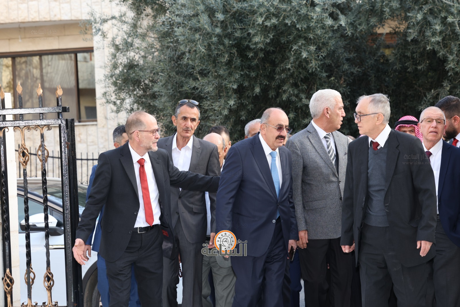 Madar Al-Saa Images 0.45013062425782924