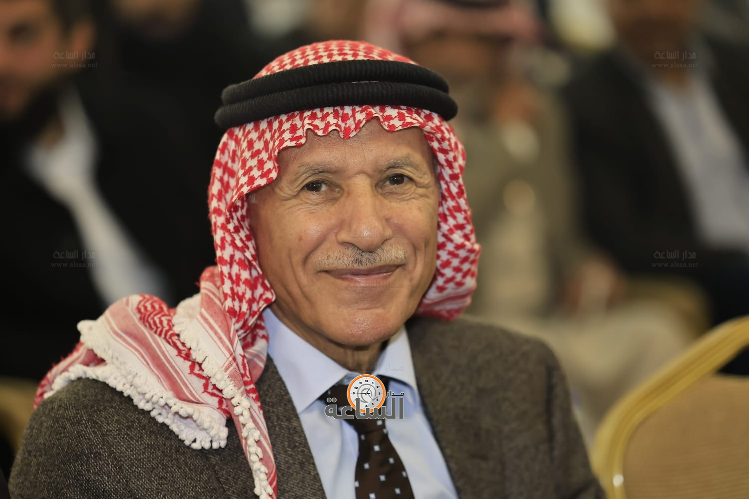 Madar Al-Saa Images 0.08557456669660735