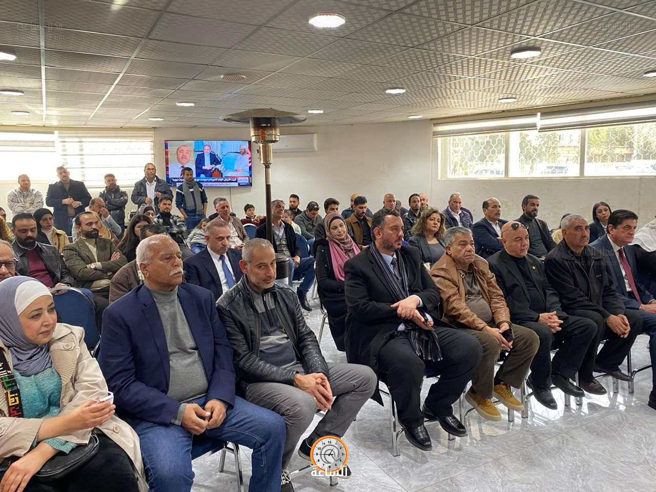 Madar Al-Saa Images 0.9874152960201619