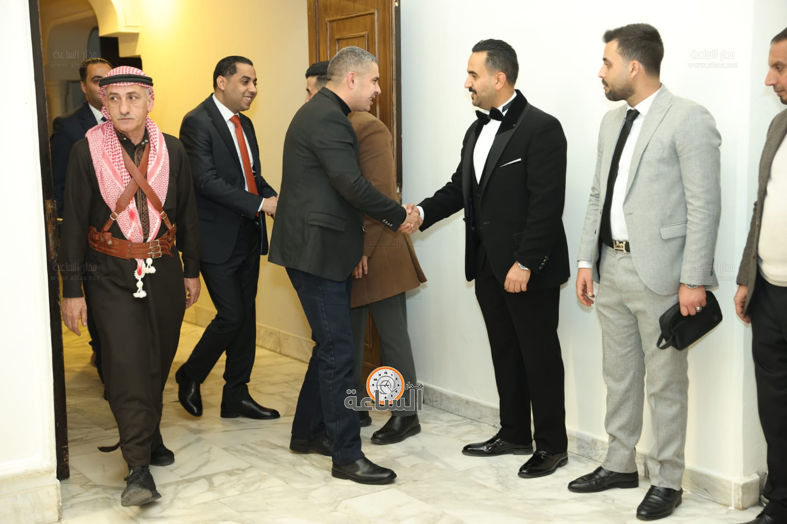 Madar Al-Saa Images 0.04880408103490419