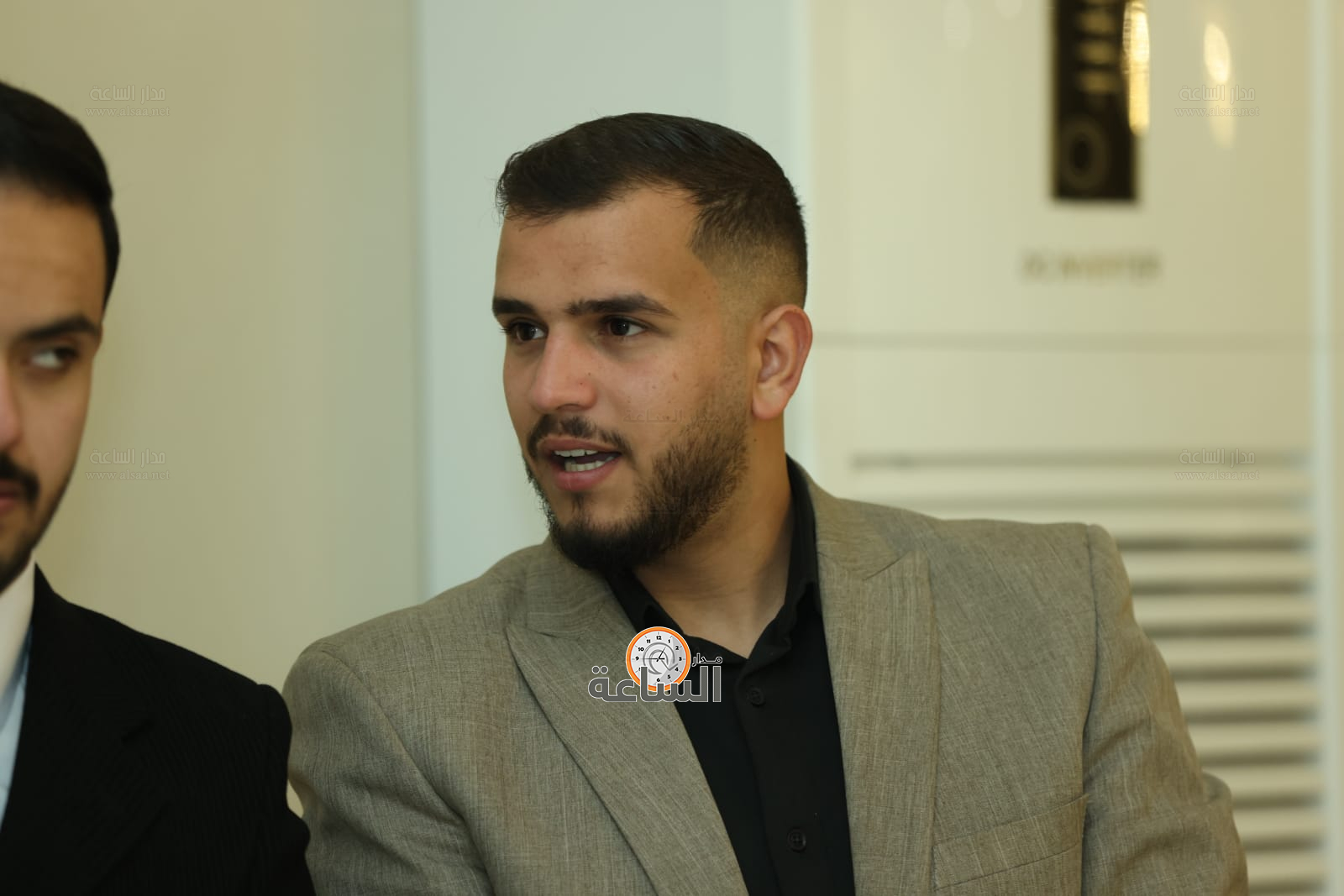 Madar Al-Saa Images 0.14065903837029325