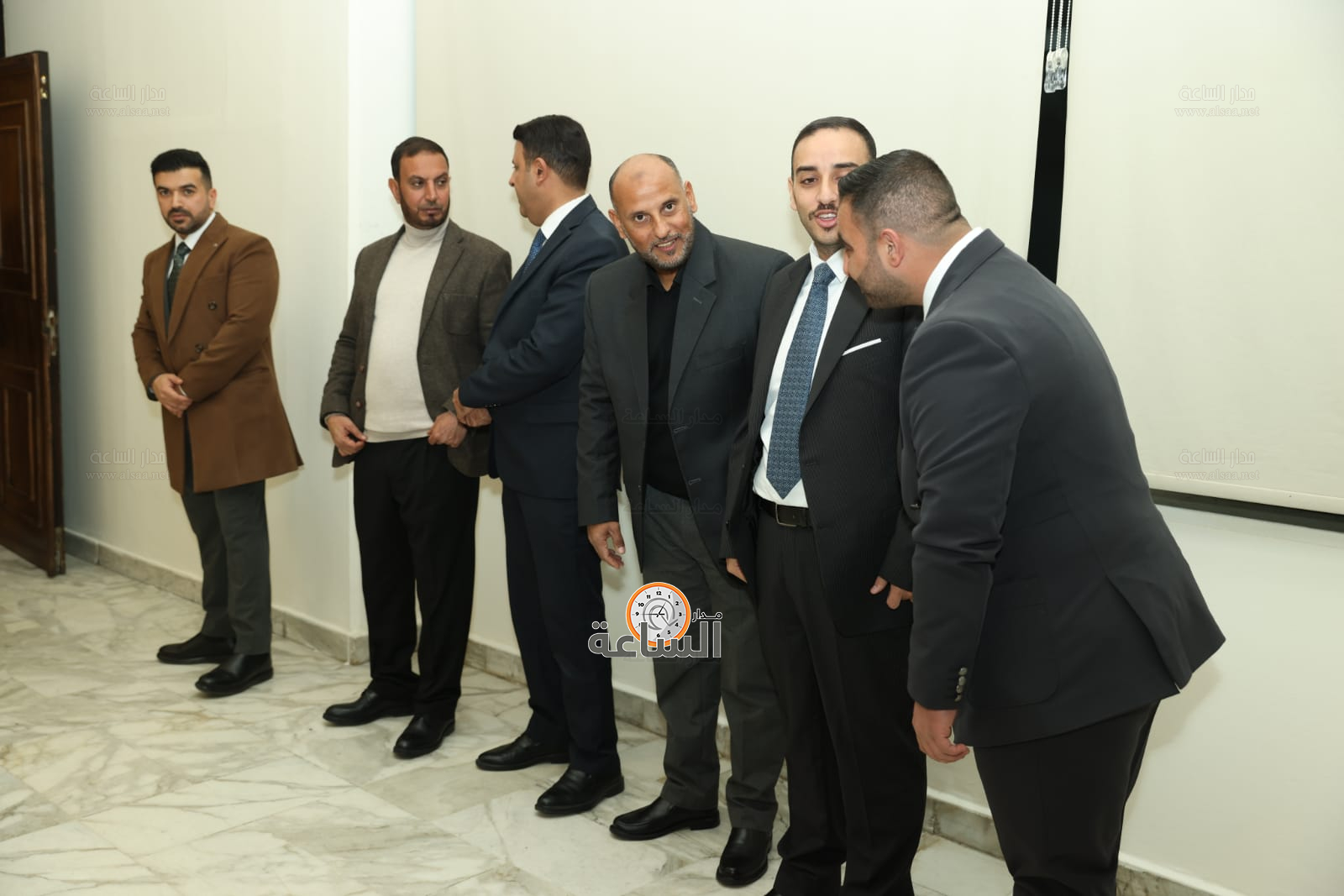 Madar Al-Saa Images 0.6976696357631124