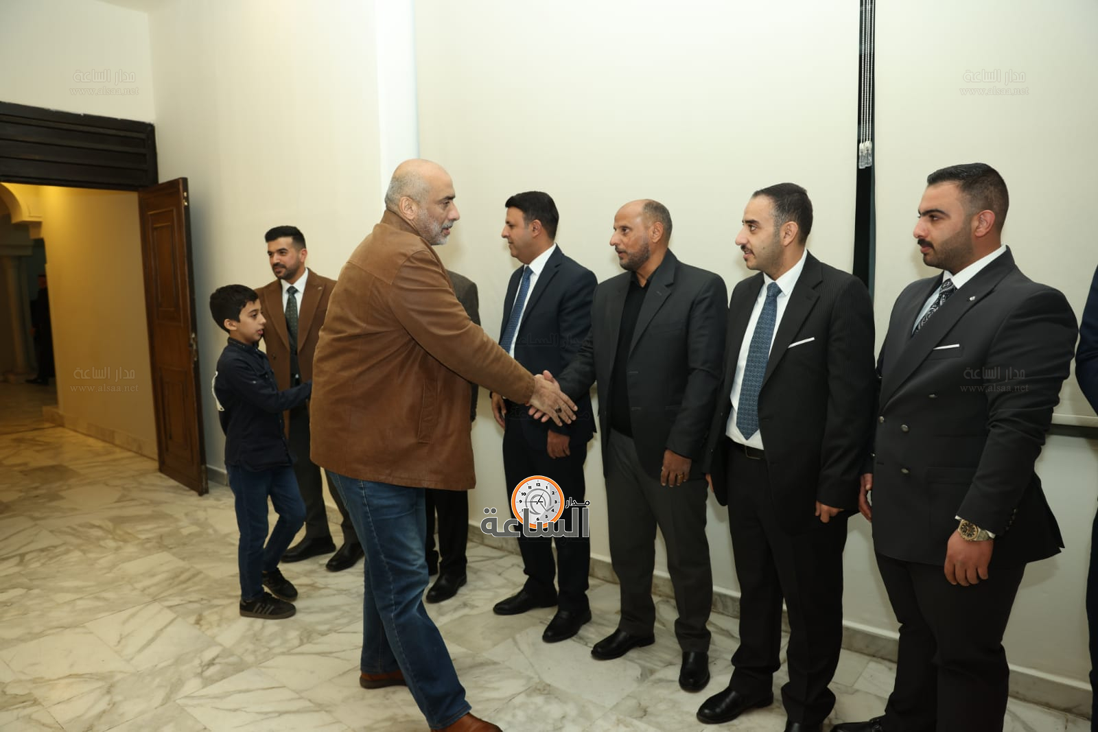 Madar Al-Saa Images 0.829346160481601