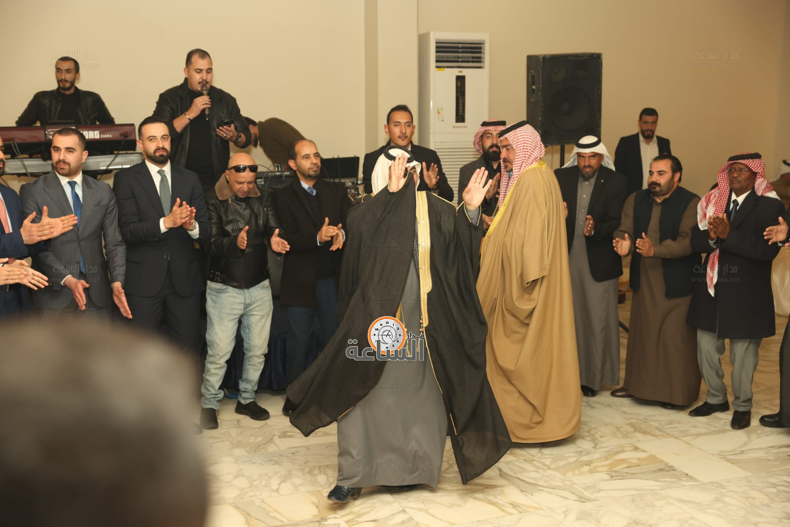 Madar Al-Saa Images 0.7408808246514226