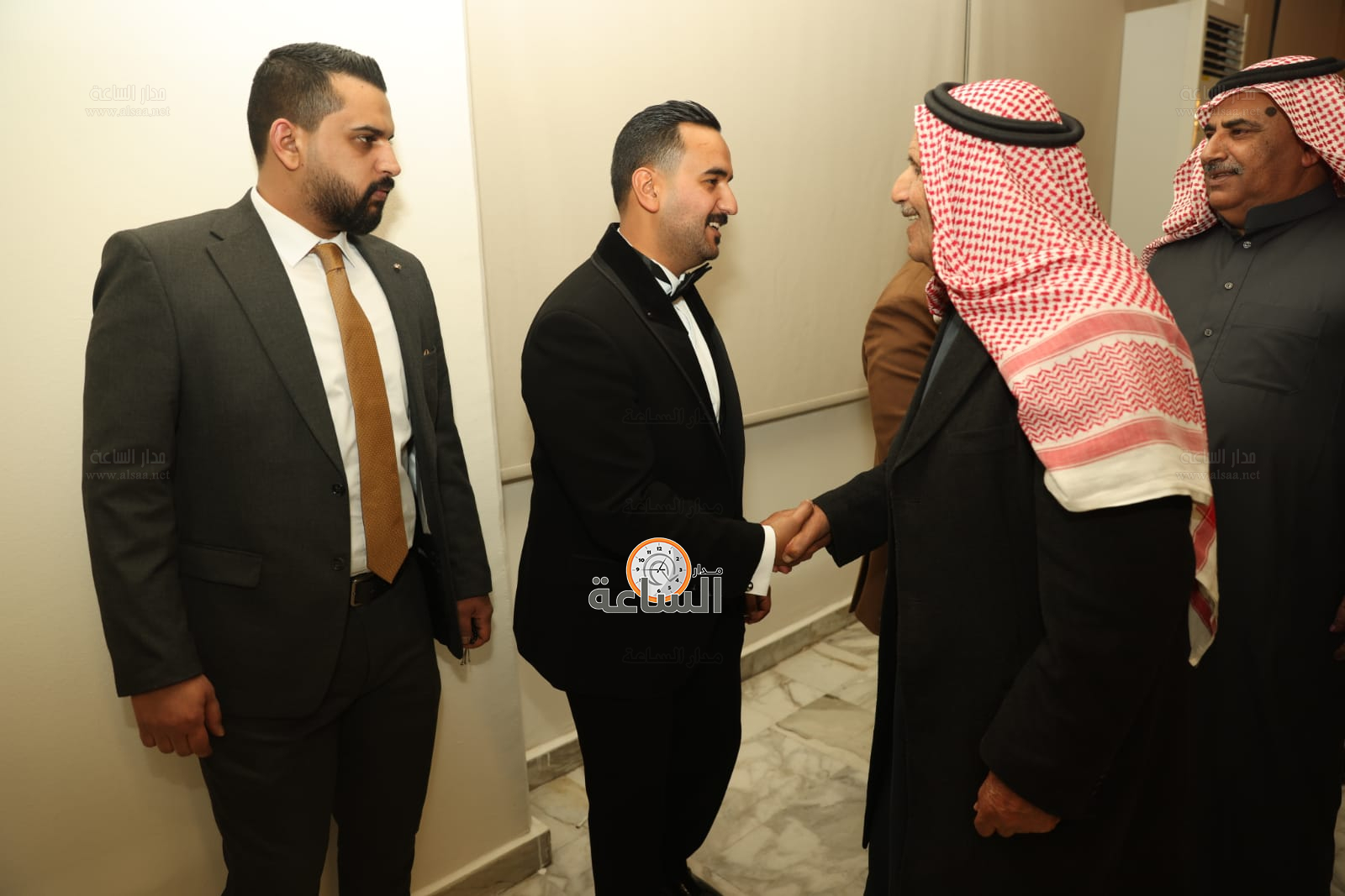 Madar Al-Saa Images 0.3601038683560014