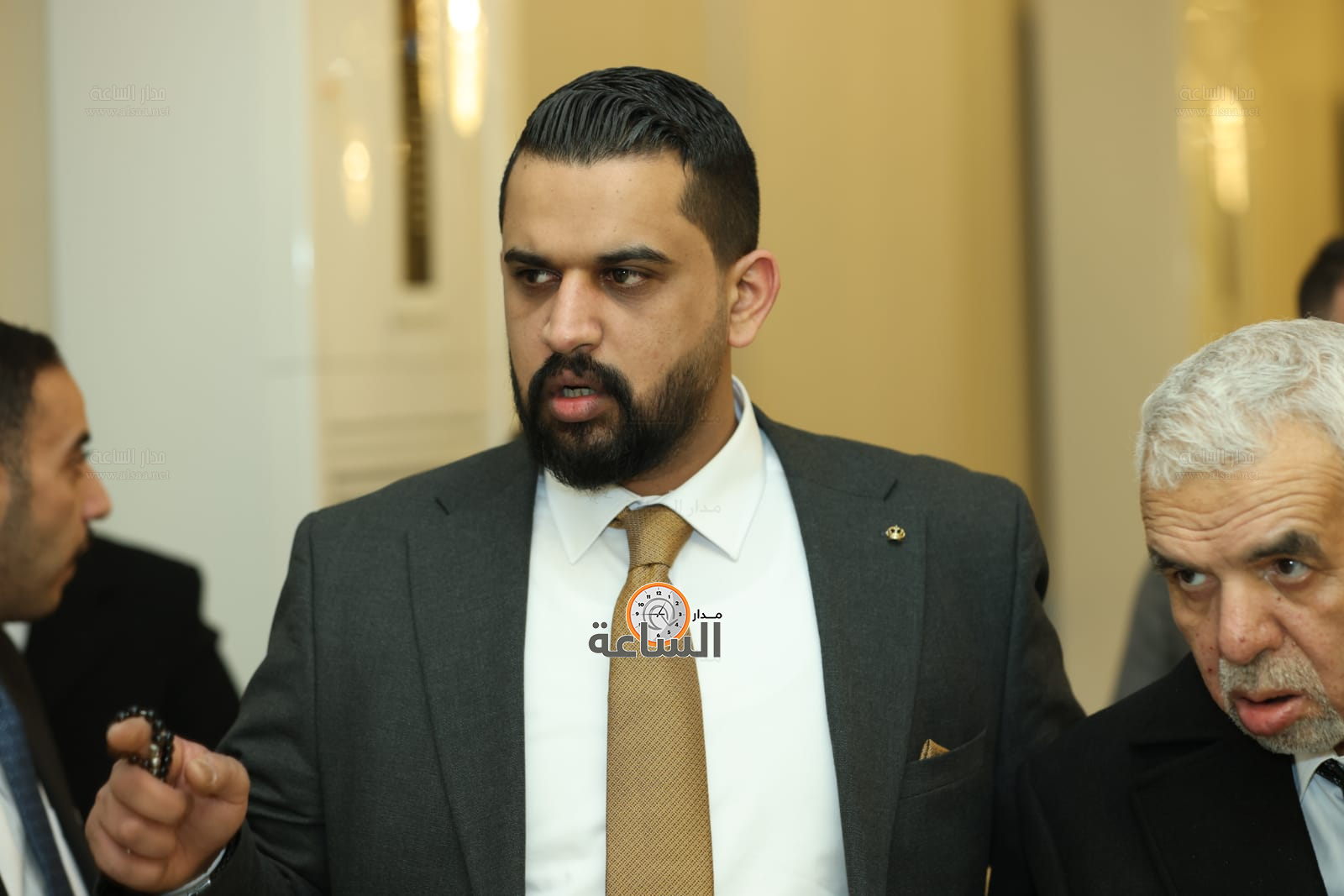 Madar Al-Saa Images 0.42750600965642815