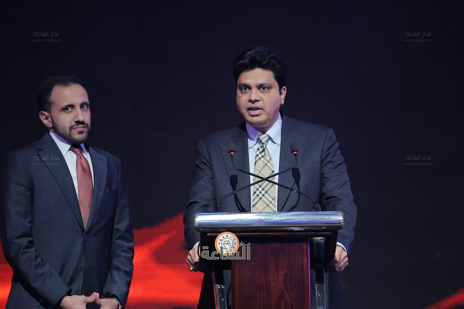 Madar Al-Saa Images 0.4296612179580054