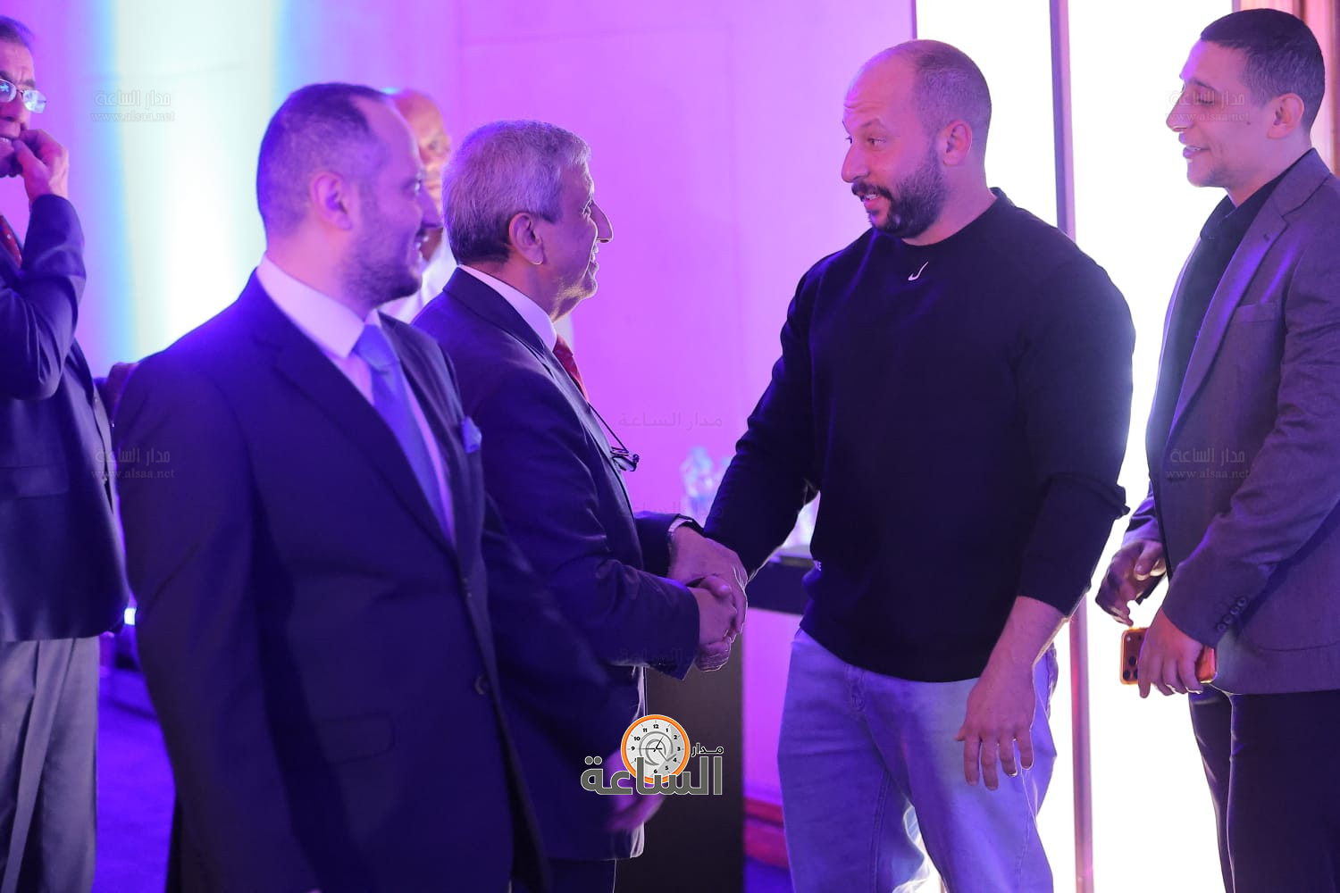 Madar Al-Saa Images 0.49894704827278735