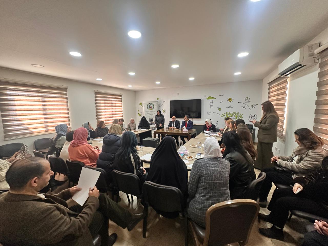 Madar Al-Saa Images 0.1403872301141732