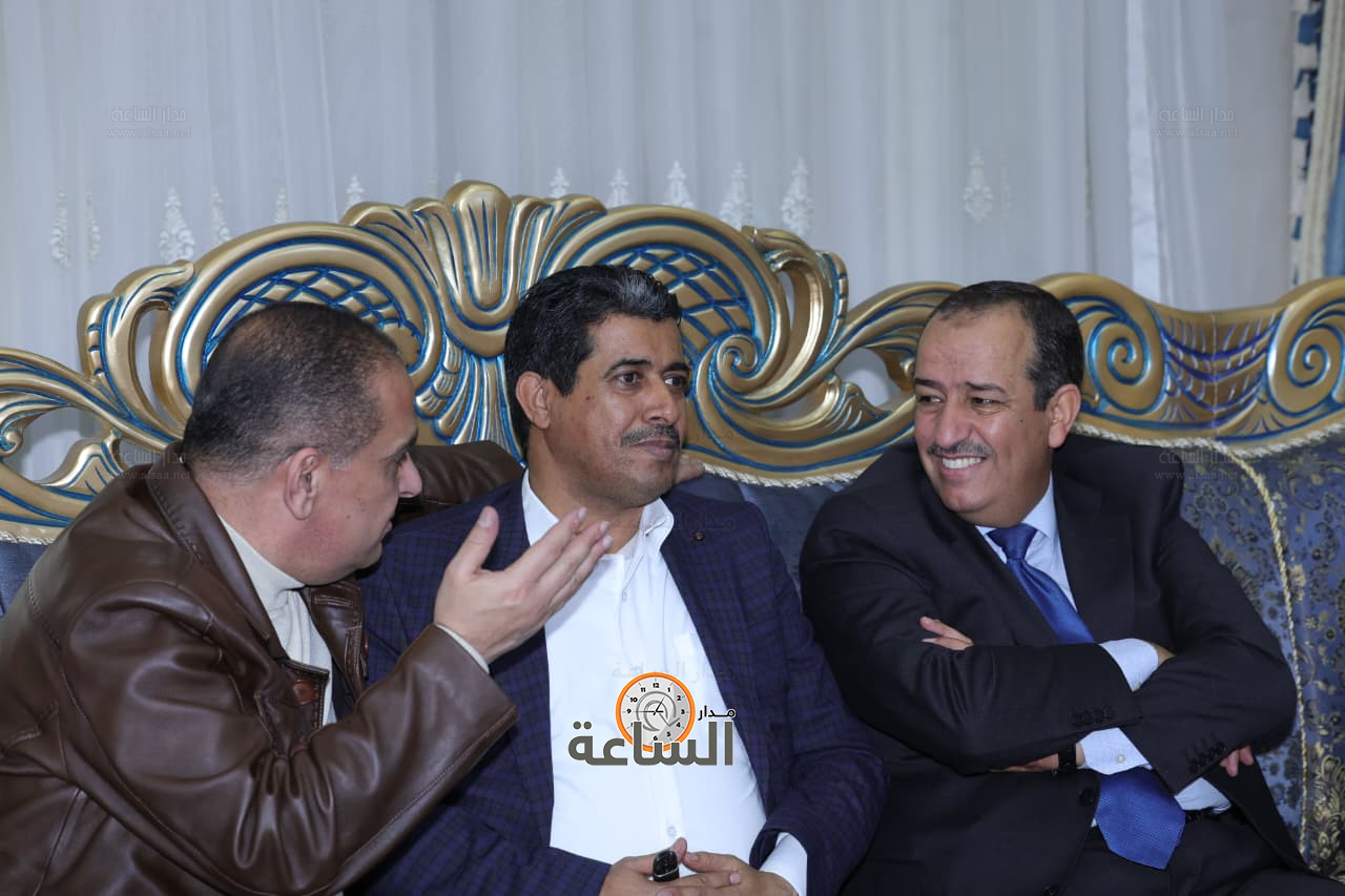 Madar Al-Saa Images 0.0254412165604474