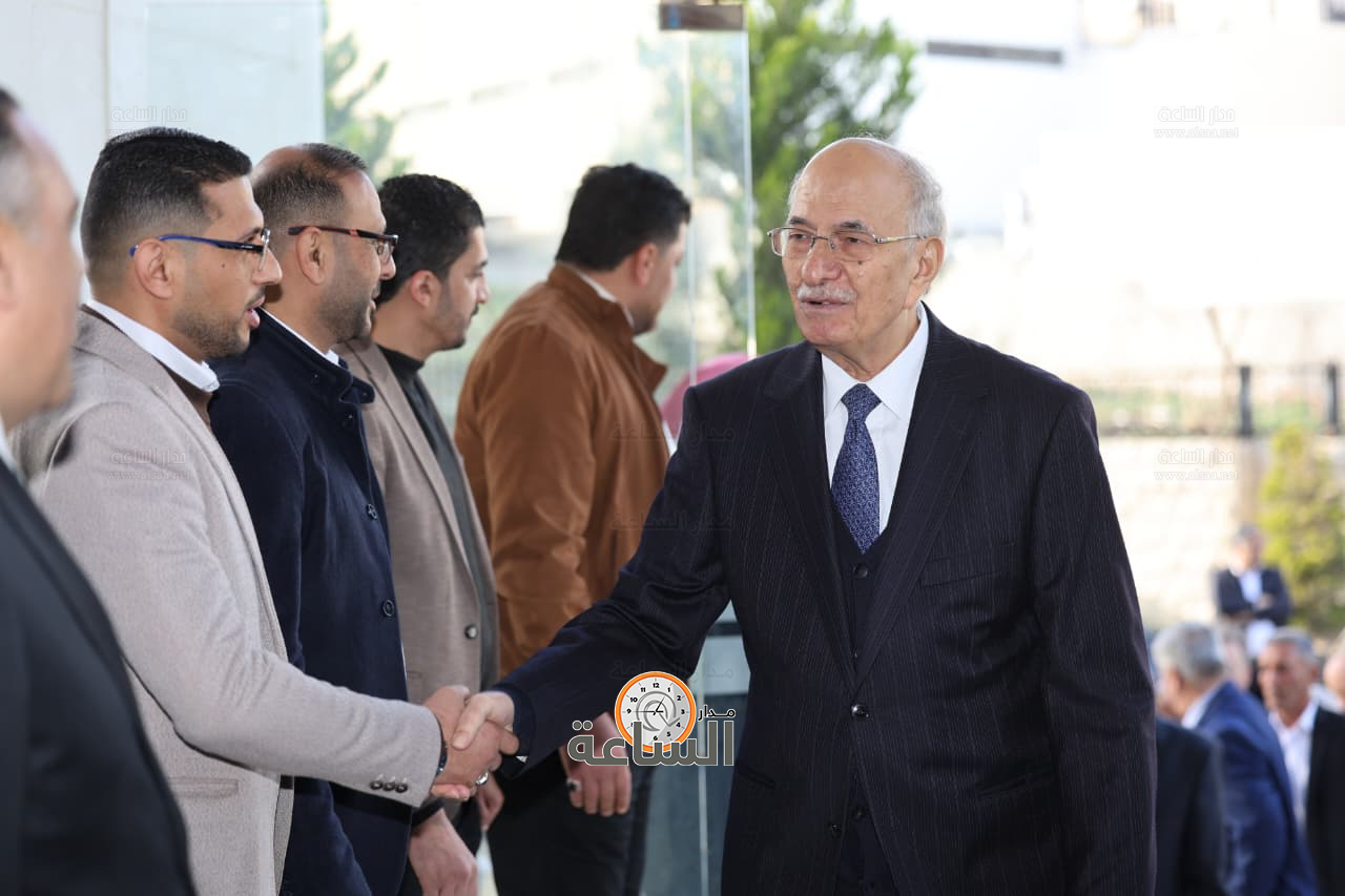 Madar Al-Saa Images 0.6378261273897905