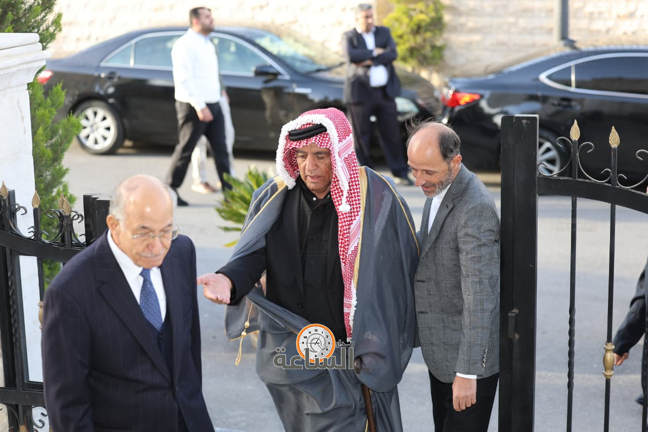 Madar Al-Saa Images 0.534393819747336