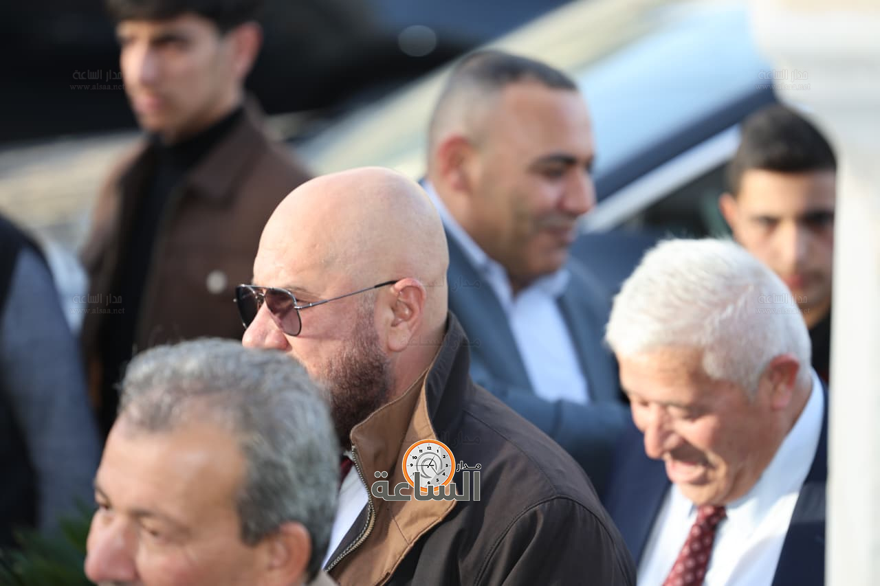 Madar Al-Saa Images 0.9993913867667139