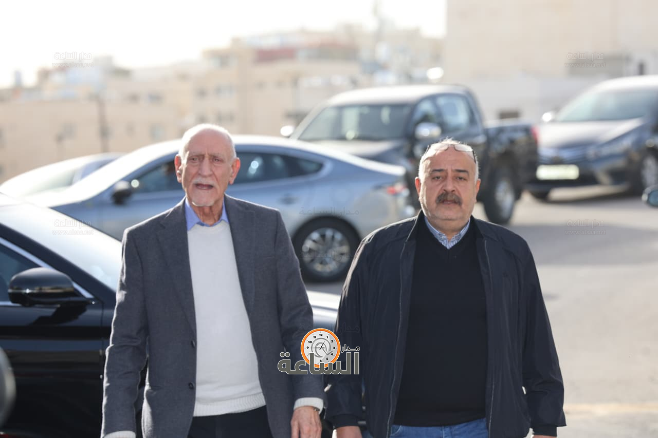 Madar Al-Saa Images 0.4411718539348457