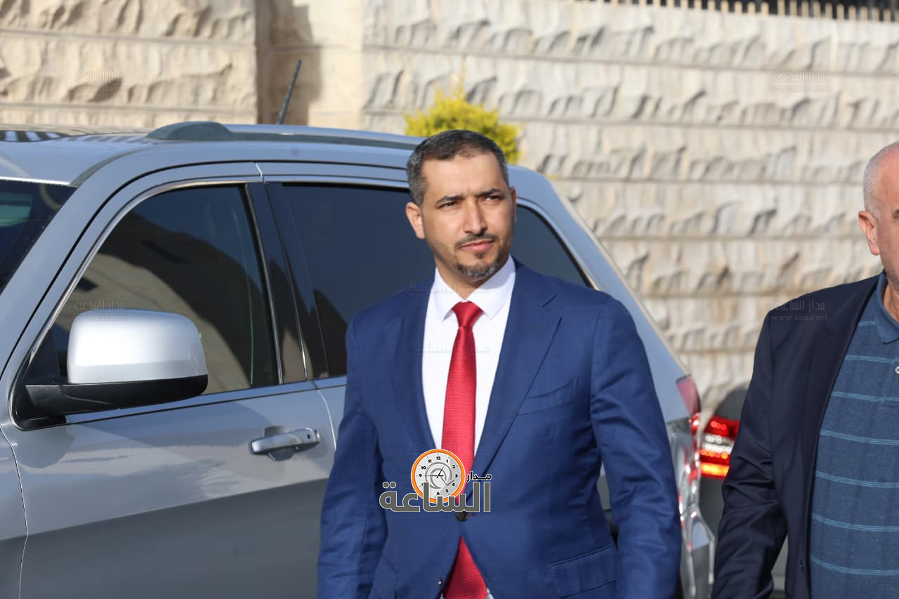 Madar Al-Saa Images 0.496872942445477