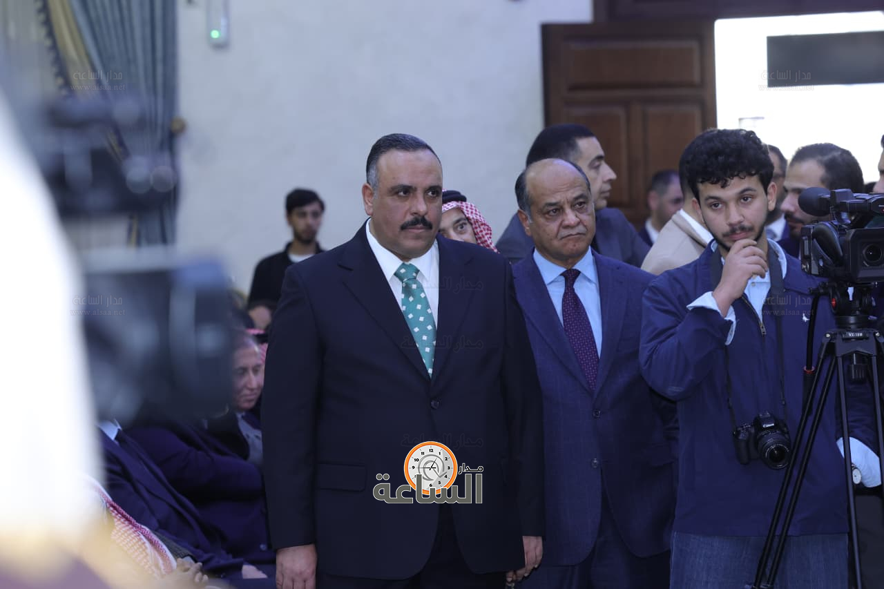 Madar Al-Saa Images 0.1464607834272187