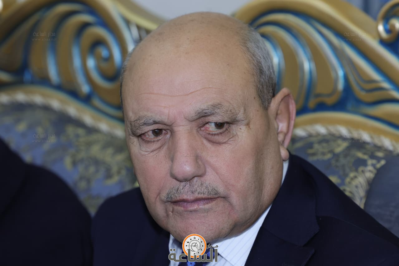 Madar Al-Saa Images 0.133866677378626