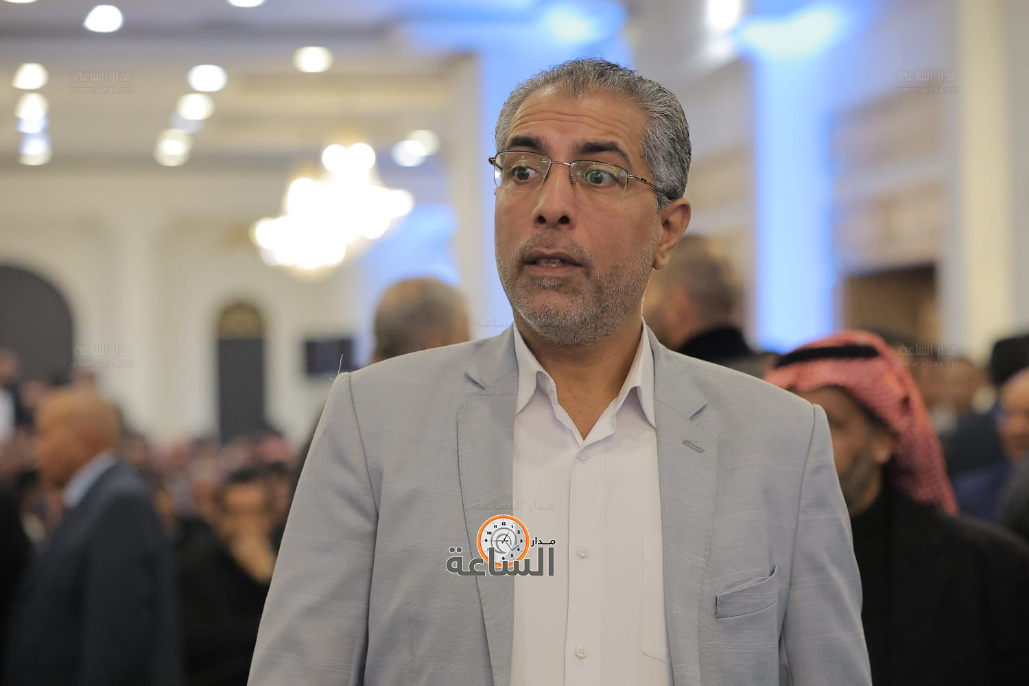 Madar Al-Saa Images 0.4132941685724678