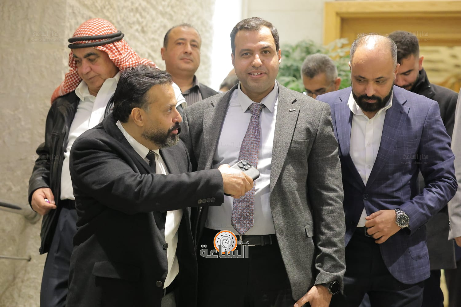 Madar Al-Saa Images 0.17893533515645632