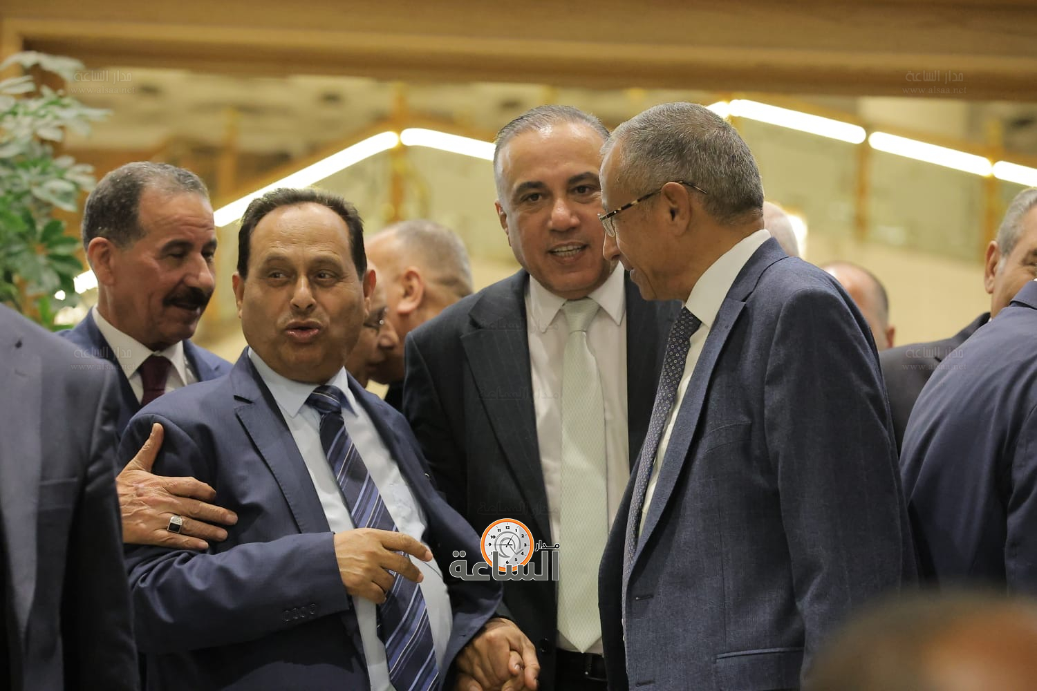 Madar Al-Saa Images 0.4528989849401699