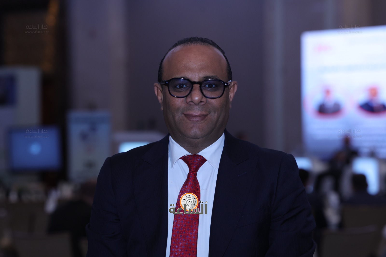 Madar Al-Saa Images 0.7672348902899786