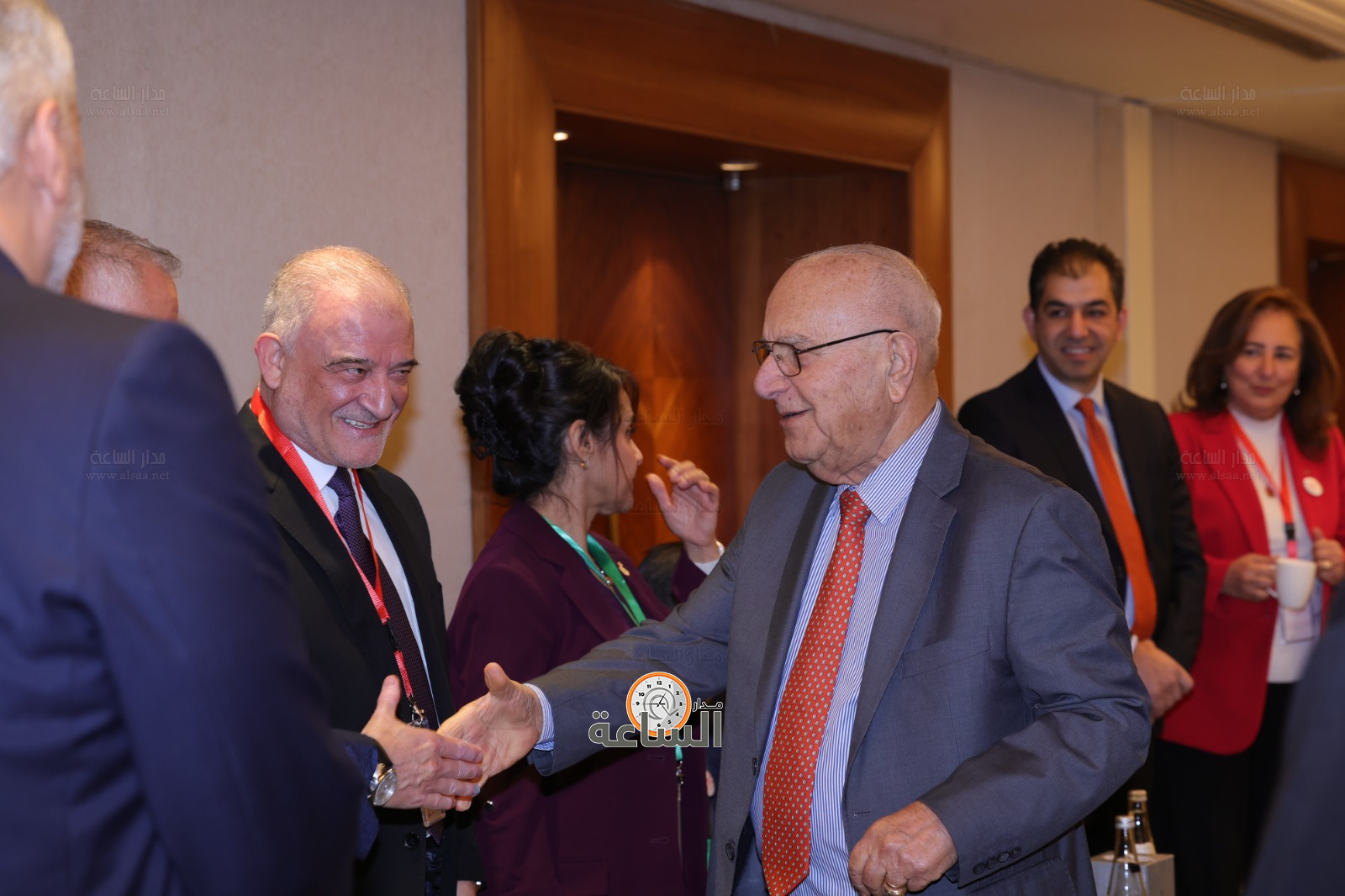 Madar Al-Saa Images 0.9378273886866182