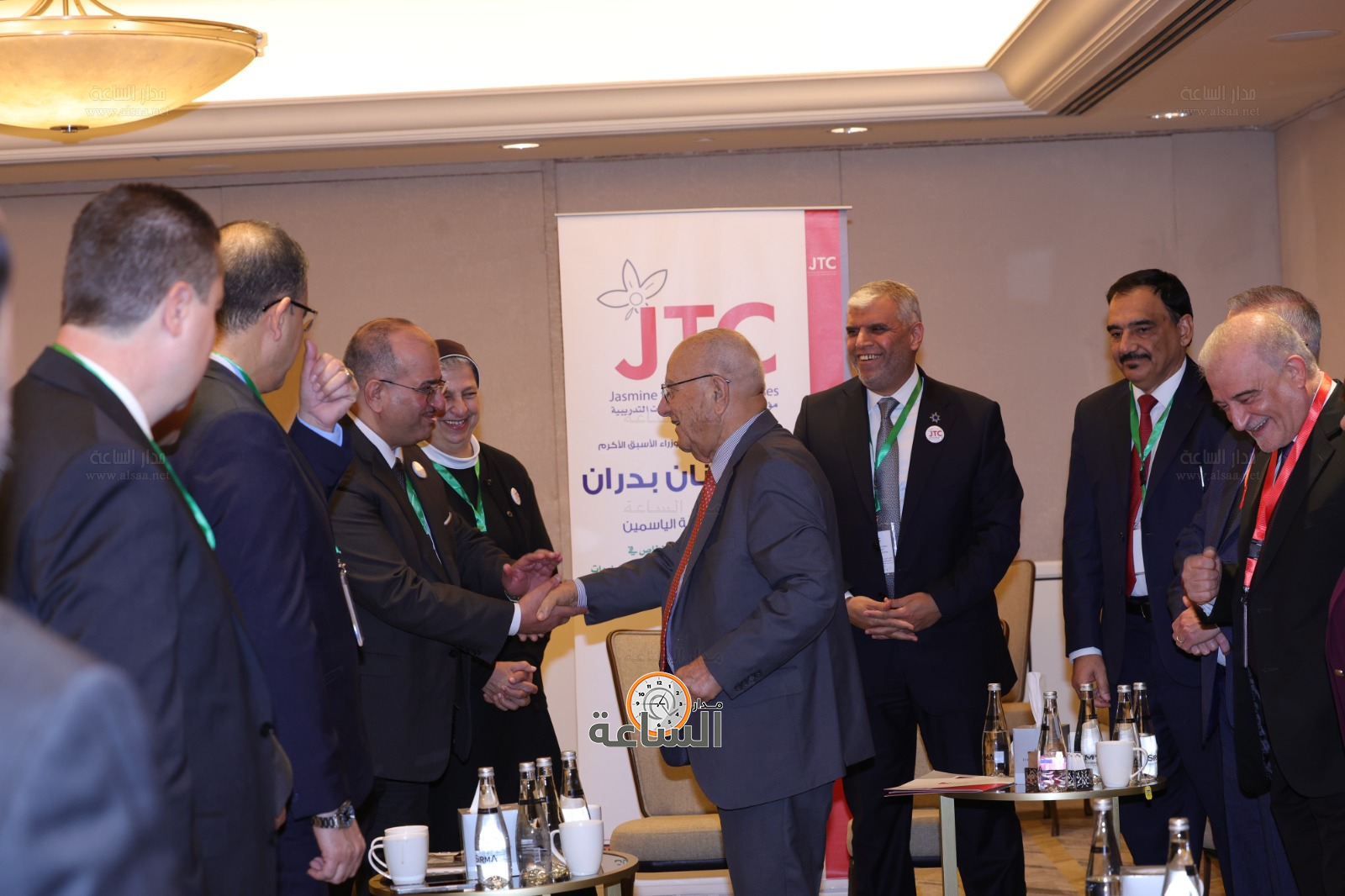 Madar Al-Saa Images 0.4597213504892602