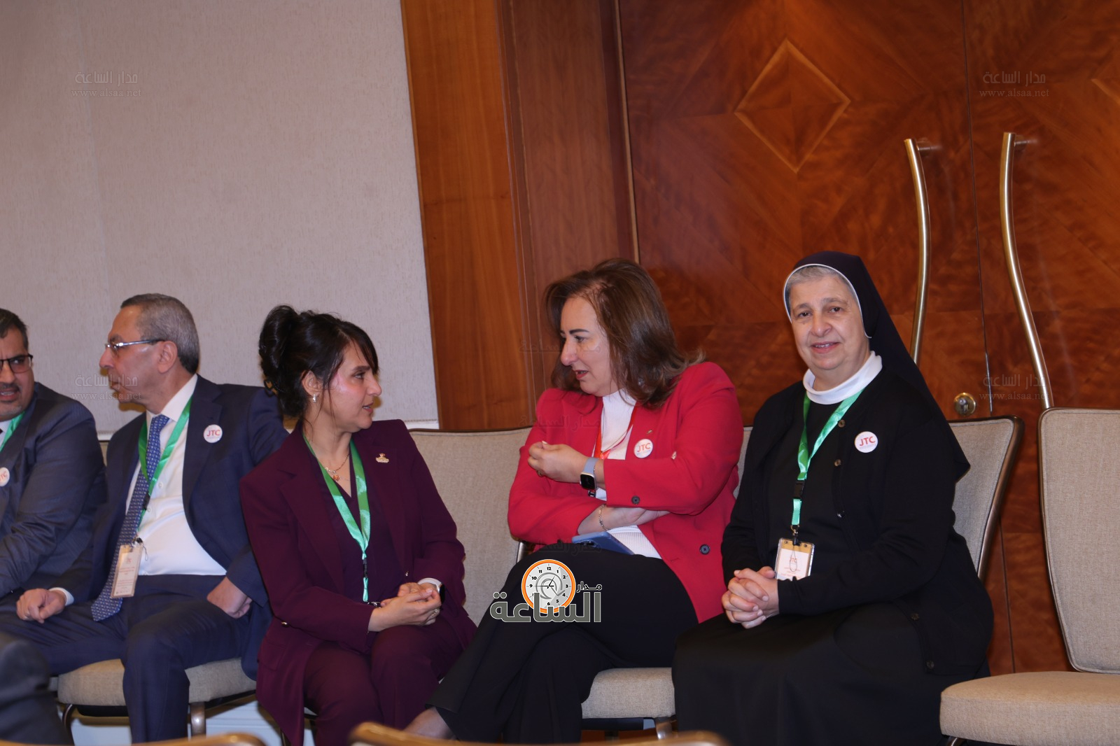 Madar Al-Saa Images 0.7211709980622815