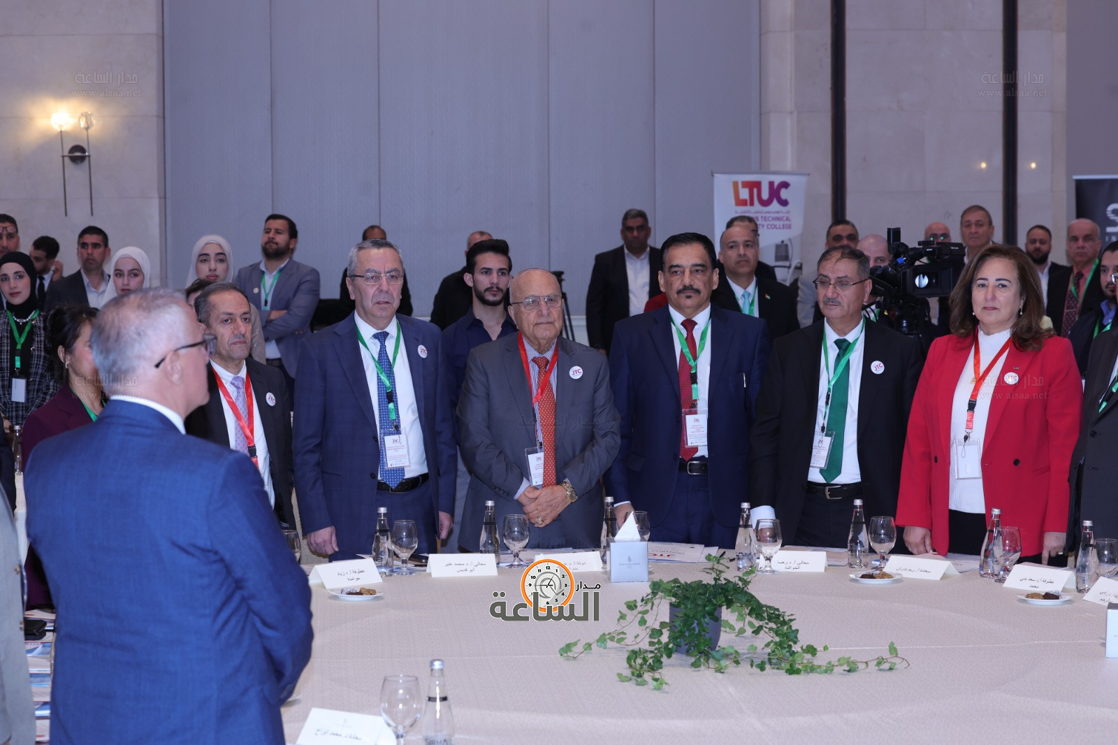 Madar Al-Saa Images 0.3691899038925619