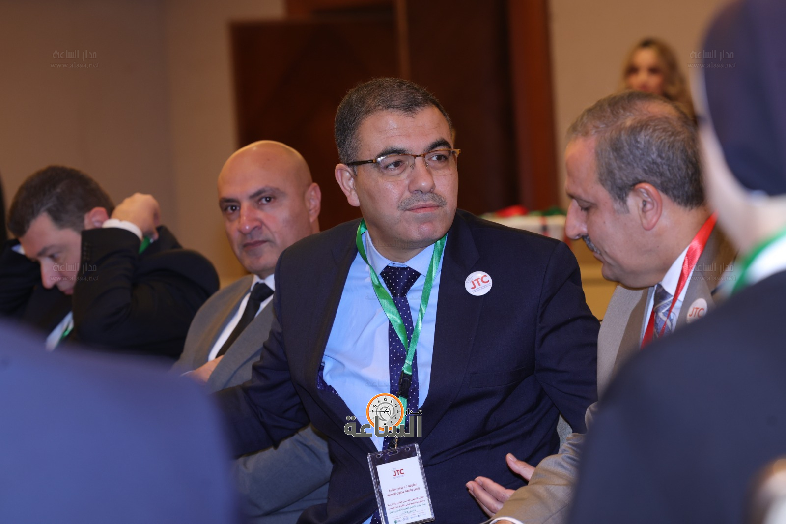 Madar Al-Saa Images 0.5506653175651144