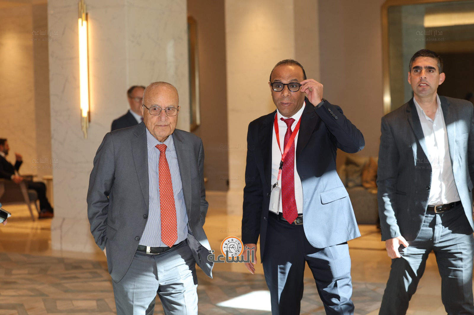 Madar Al-Saa Images 0.7704033731107625