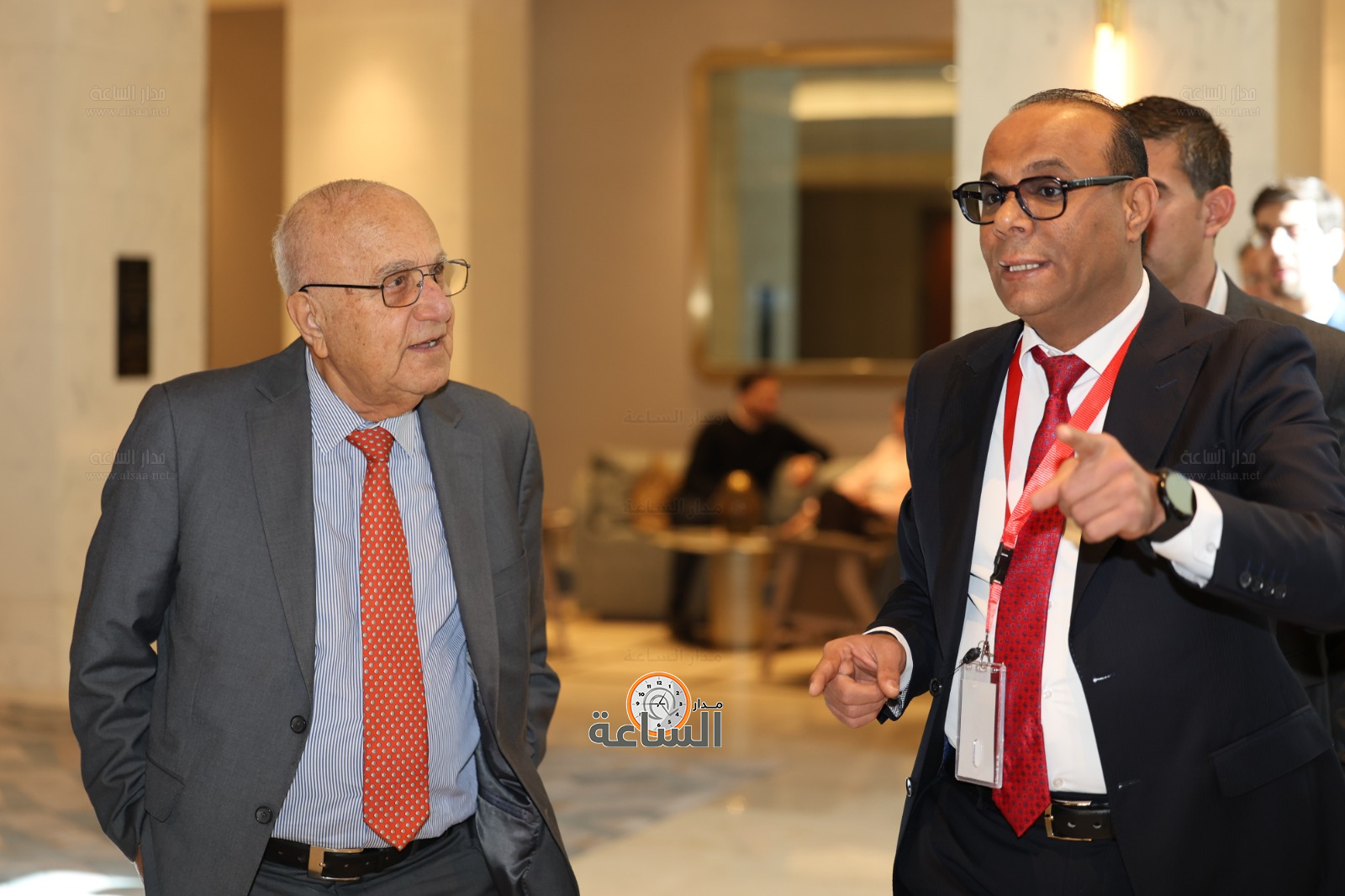 Madar Al-Saa Images 0.42723351384664543