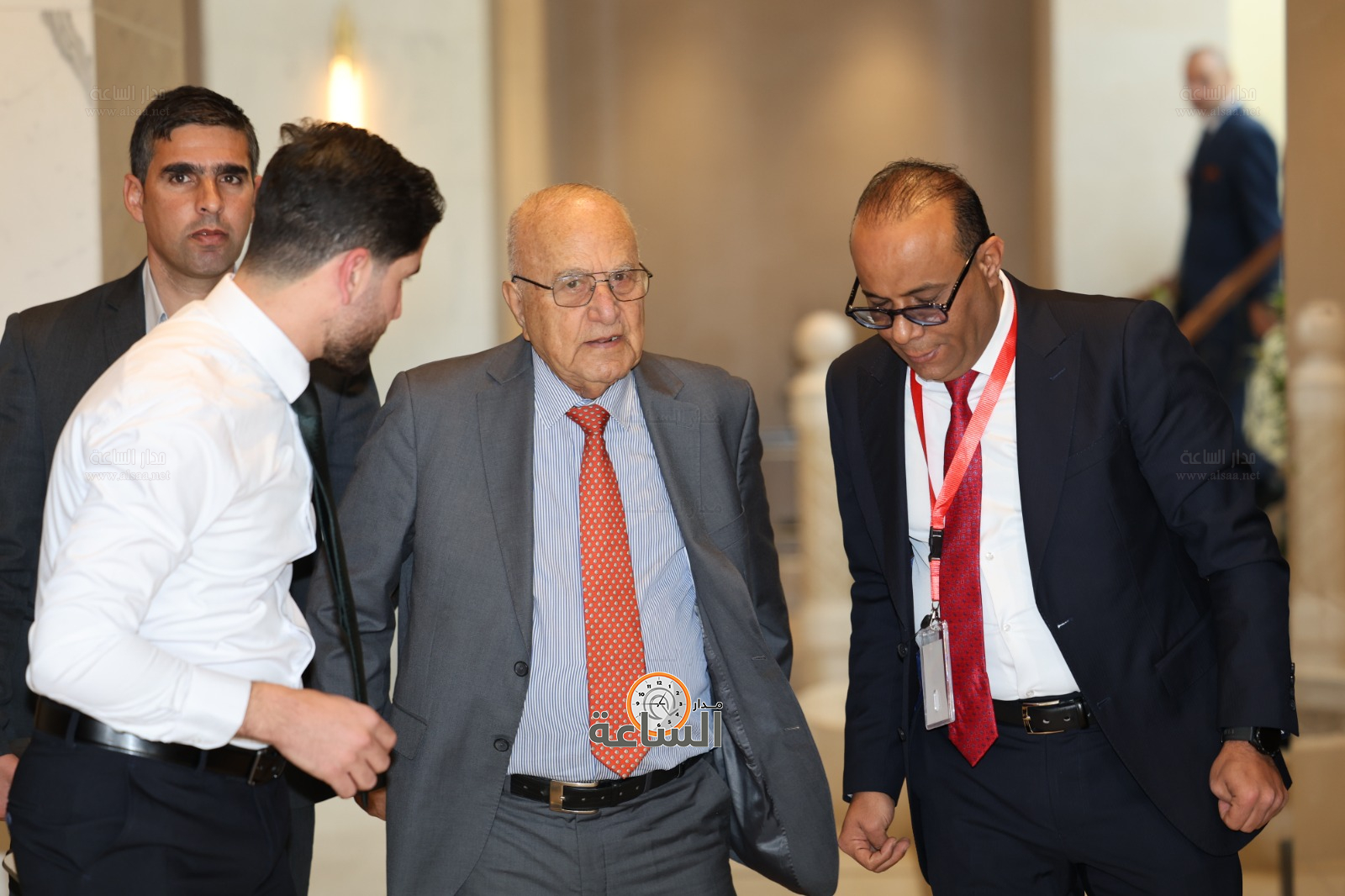 Madar Al-Saa Images 0.9207029824868938