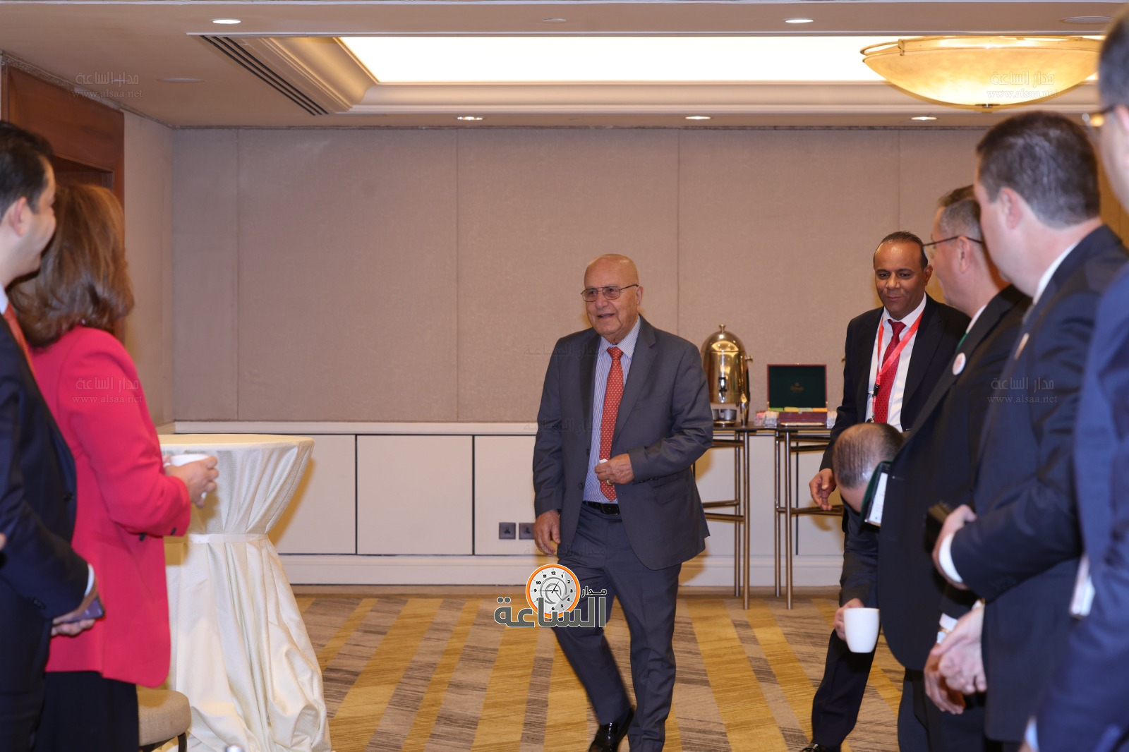 Madar Al-Saa Images 0.5356737182461144