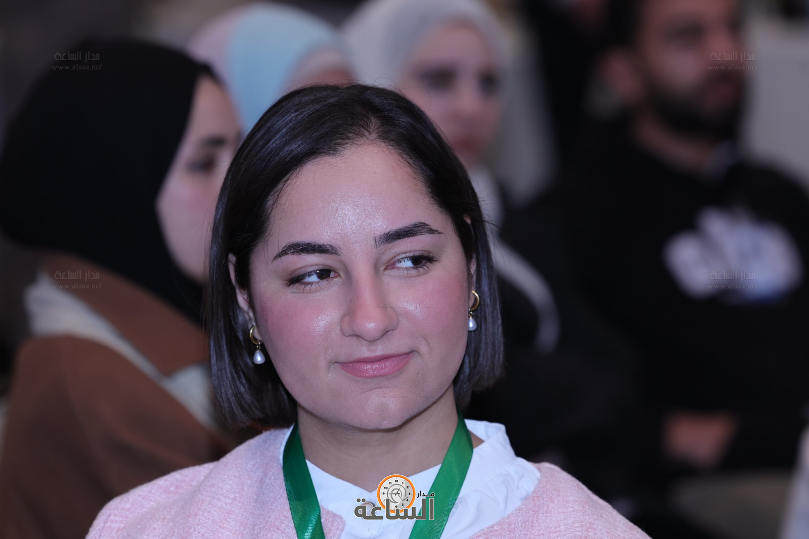 Madar Al-Saa Images 0.760541876968115