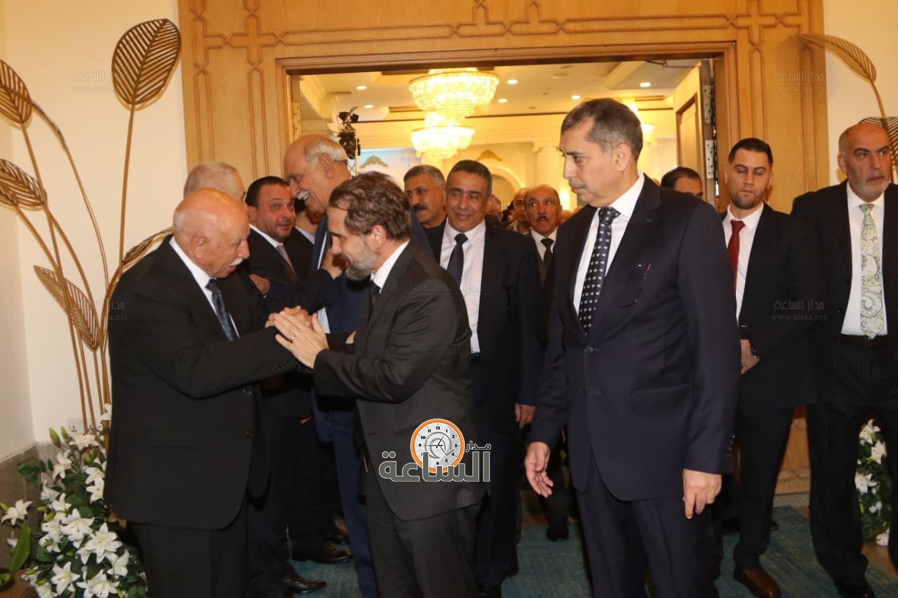 Madar Al-Saa Images 0.5236513843269588