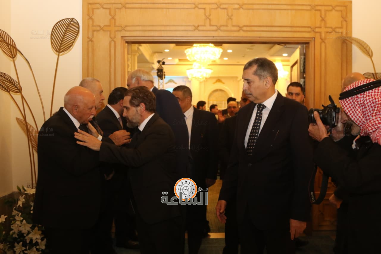 Madar Al-Saa Images 0.8964717520014542