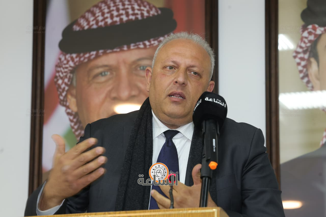 Madar Al-Saa Images 0.44059428323343486