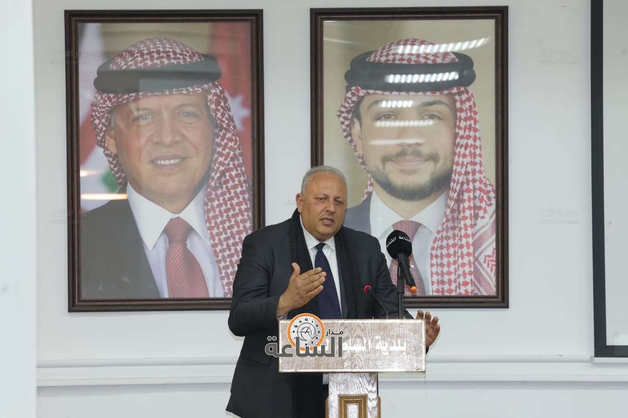 Madar Al-Saa Images 0.9066892128714428